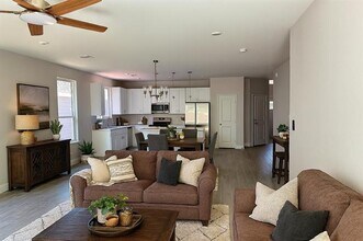 1023 Mustang Trail in Granbury, TX - Building Photo - Building Photo