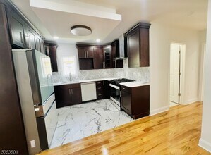189 Ashland Ave in Bloomfield, NJ - Building Photo - Building Photo