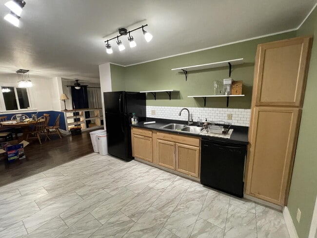 208 15th St in Manhattan, MT - Building Photo - Building Photo