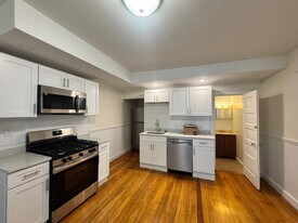 40A Linden Ave, Unit 2 in Somerville, MA - Building Photo