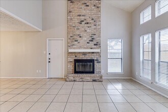 11205 Willowood Creek Dr in Corpus Christi, TX - Building Photo - Building Photo