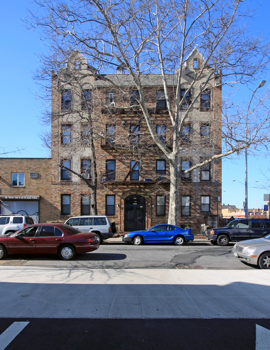 Title: National Title Insurance in Brooklyn, NY - Building Photo