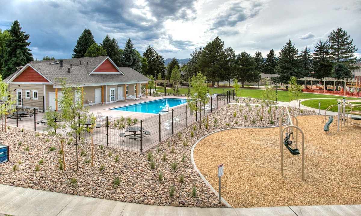 Villages on Plum Street in Fort Collins, CO - Building Photo