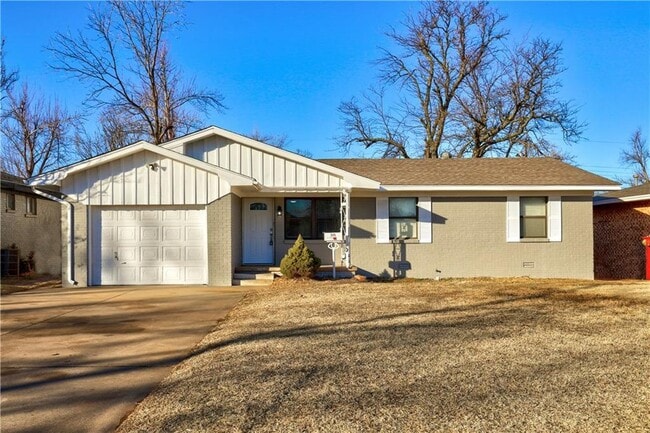 property at 3035 SE 20th St