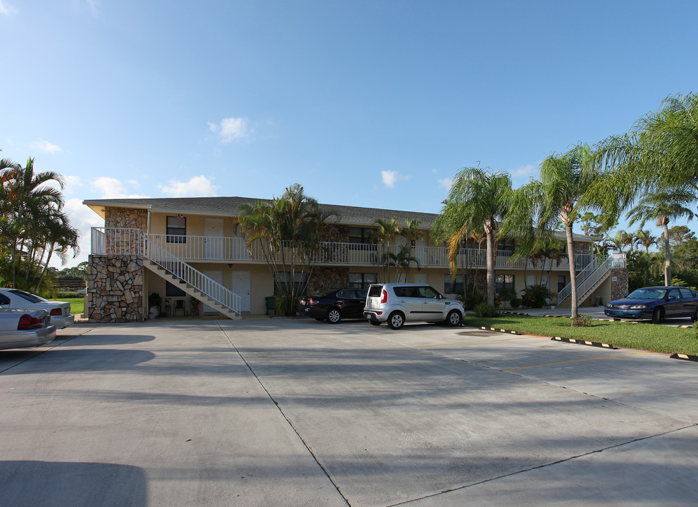 Palm City Apartments LLC in Palm City, FL - Building Photo