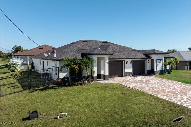 property at 4524 20th St SW