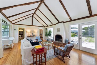 35 Sheppard St in Westhampton Beach, NY - Building Photo - Building Photo