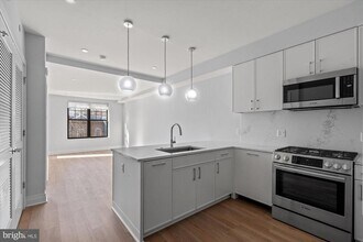 811 N Columbus St in Alexandria, VA - Building Photo - Building Photo