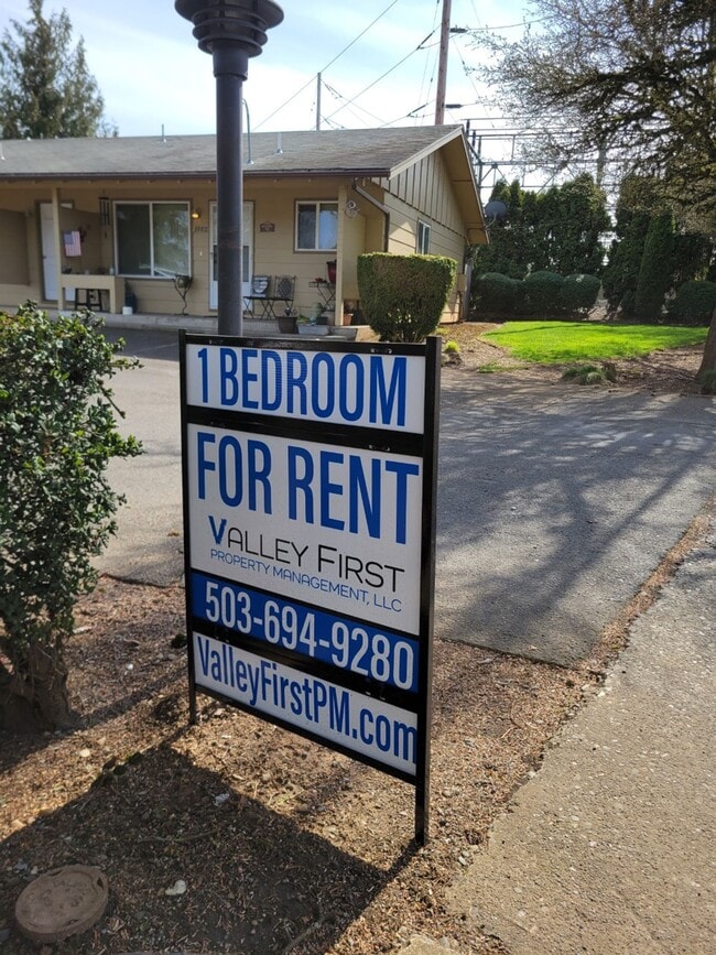 3974 Liberty Rd S in Salem, OR - Building Photo - Building Photo