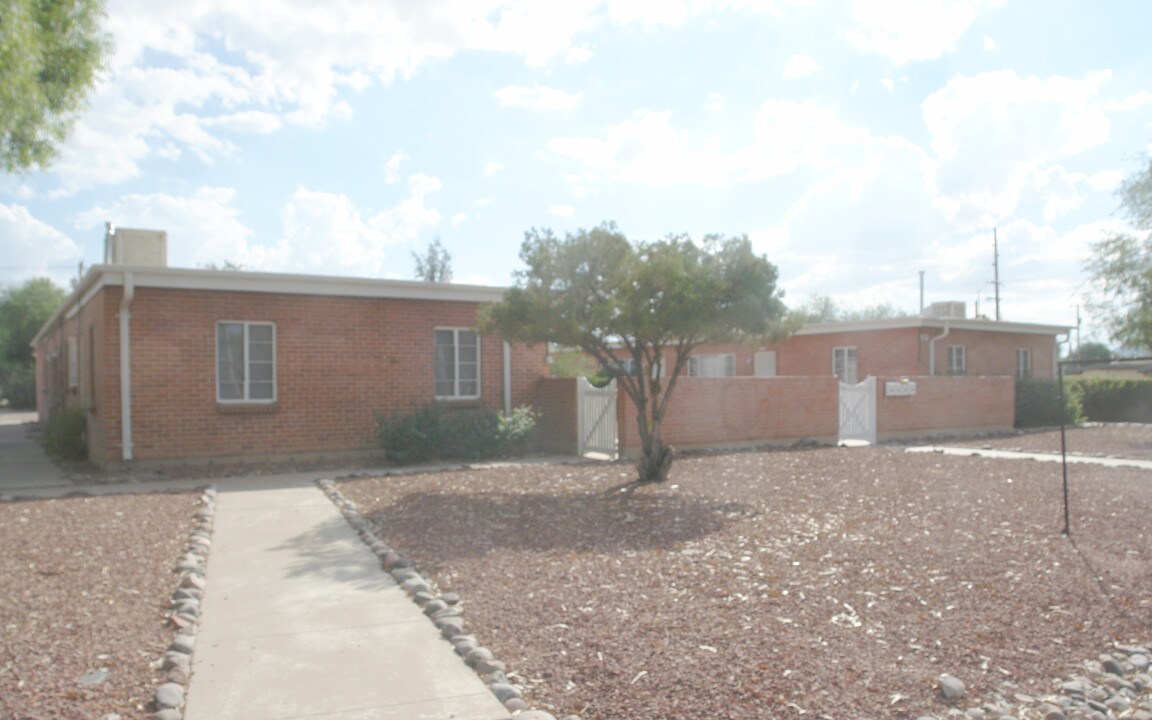 1420-1426 E 9th St in Tucson, AZ - Building Photo