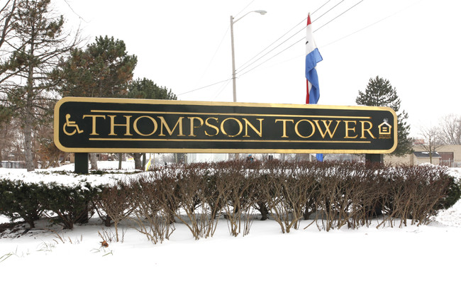 Thompson Tower in Inkster, MI - Foto de edificio - Building Photo