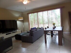 829 Pipers Cay Dr in West Palm Beach, FL - Building Photo - Building Photo