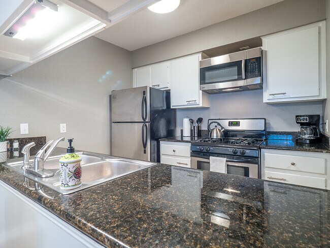4209 Burnet Rd in Austin, TX - Building Photo - Building Photo