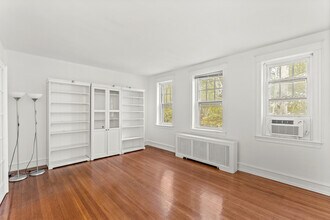 409 Pine St, Unit 3 in Philadelphia, PA - Foto de edificio - Building Photo