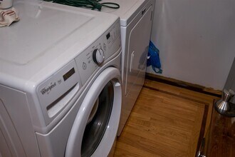 19 Pitman St in Somerville, MA - Building Photo - Building Photo