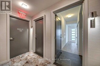 57-2657 St Joseph St in Toronto, ON - Building Photo - Building Photo