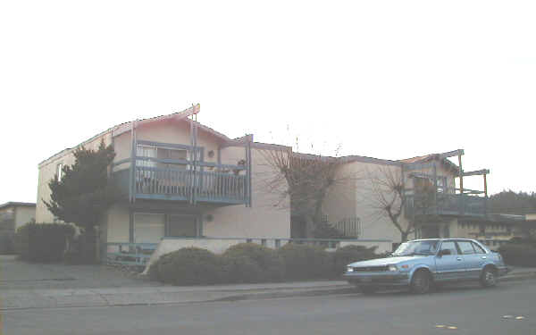 795 Benicia Dr in Santa Rosa, CA - Building Photo - Building Photo