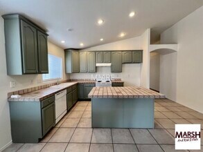 1576 W Kesler Ln in Chandler, AZ - Building Photo - Building Photo