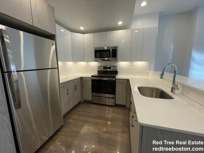 property at 1406 Beacon St