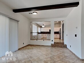 7346 N 82nd Ave in Glendale, AZ - Building Photo - Building Photo