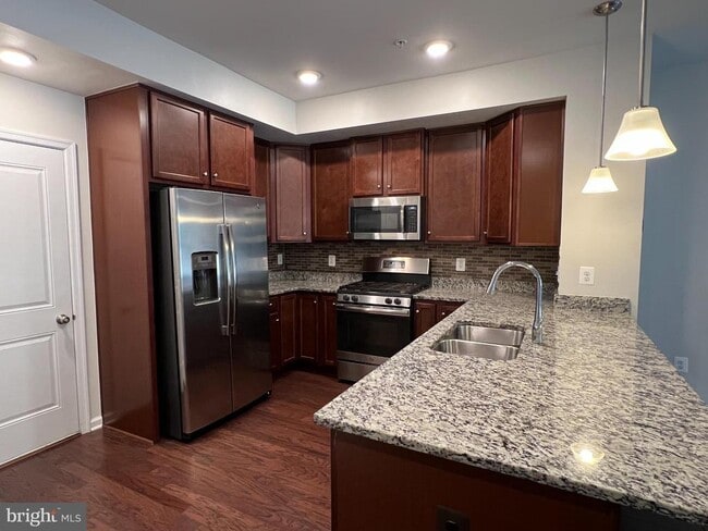 3628 Briarwood Dr in Dumfries, VA - Building Photo - Building Photo