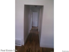 454 E Breckenridge St in Ferndale, MI - Building Photo - Building Photo