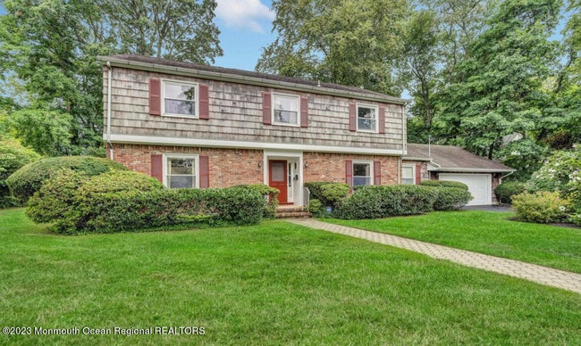 property at 600 N Edgemere Dr