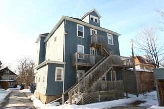 210 N State in Ann Arbor, MI - Building Photo - Building Photo