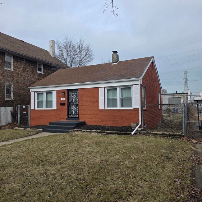 1308 E 6th Ave in Gary, IN - Building Photo - Building Photo