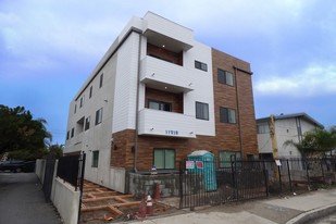 11918 Vanowen St Apartamentos