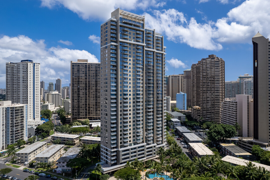 The Watermark in Honolulu, HI - Building Photo