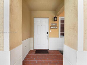 13404 SW 153 Terrace in Miami, FL - Building Photo - Building Photo