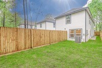 6008 Wedgefield St photo'