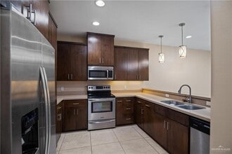 1409 Ozark Ave in McAllen, TX - Building Photo - Building Photo