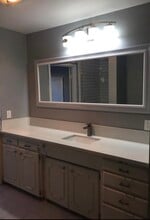 22850 15th St in Santa Clarita, CA - Building Photo - Building Photo