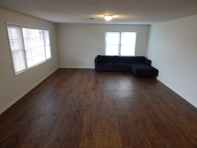 1603 N Main St in Anderson, SC - Building Photo - Building Photo