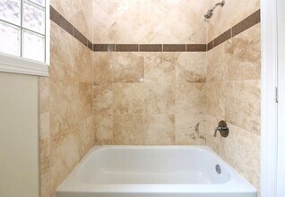 707 Welch St in Houston, TX - Building Photo - Building Photo