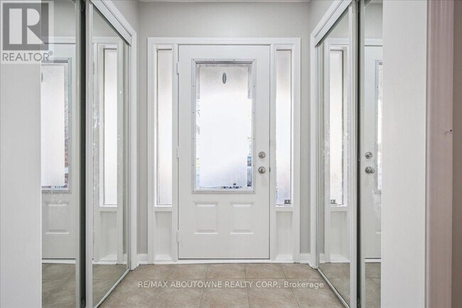 884 Jempson Path in Milton, ON - Building Photo - Building Photo