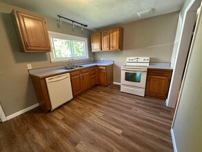 311 Hartford Pl in Utica, NY - Foto de edificio - Building Photo