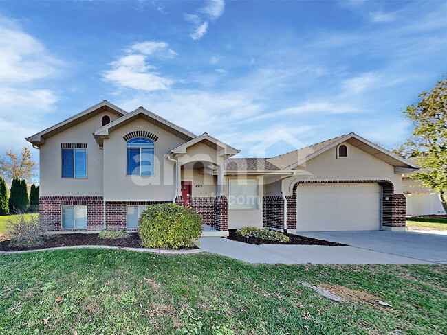 property at 4915 W 150 N