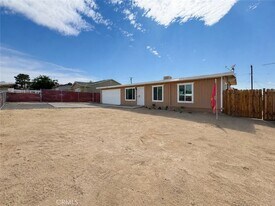 6848 Quail Spring Ave in Twentynine Palms, CA - Building Photo