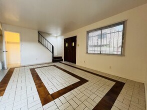 5041 N 40th Ave in Phoenix, AZ - Building Photo - Building Photo