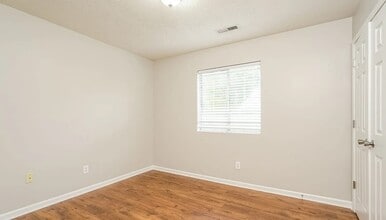 3516 Chelsea Village Ln in Winston-Salem, NC - Building Photo - Building Photo
