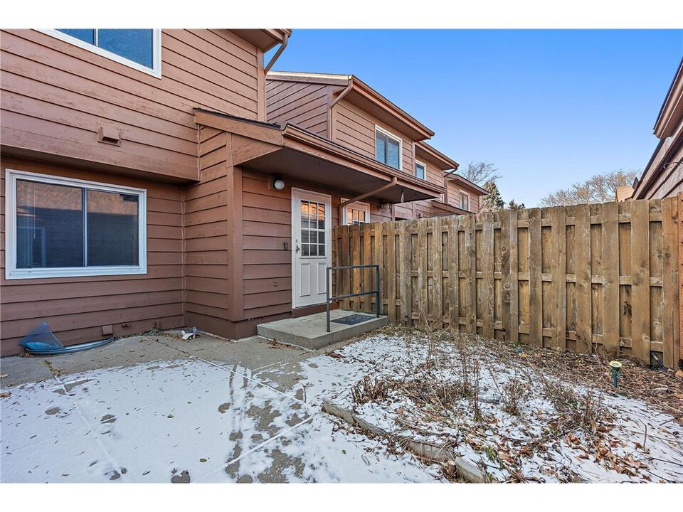 3219 Evergreen Dr in Eagan, MN - Building Photo