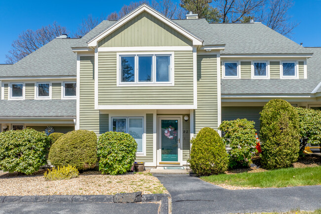 Ashley Ridge in Fitchburg, MA - Foto de edificio - Building Photo