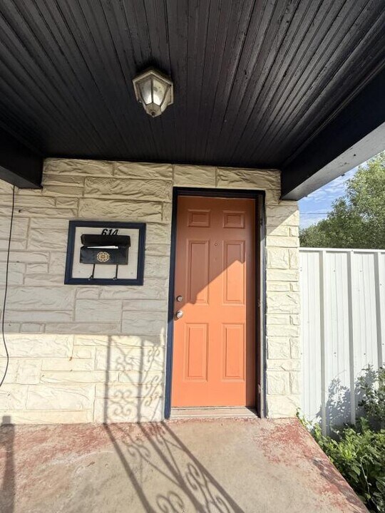 614 Sunset Dr in Wichita Falls, TX - Building Photo