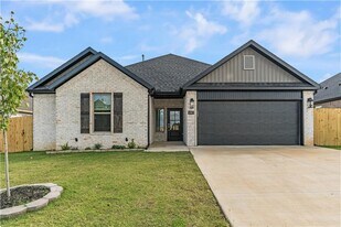 6903 SW High Meadow Blvd in Bentonville, AR - Building Photo