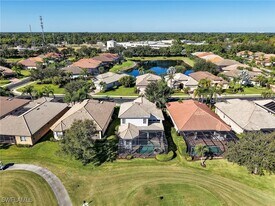 6096 Dogleg Dr in Naples, FL - Building Photo