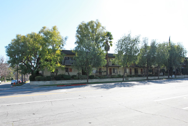 Persimmon Villas Senior Apartments in Burbank, CA - Building Photo - Building Photo