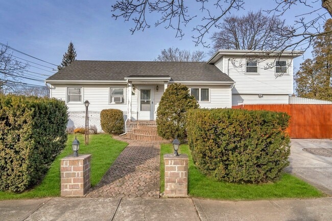 property at 1147 Bellmore Rd